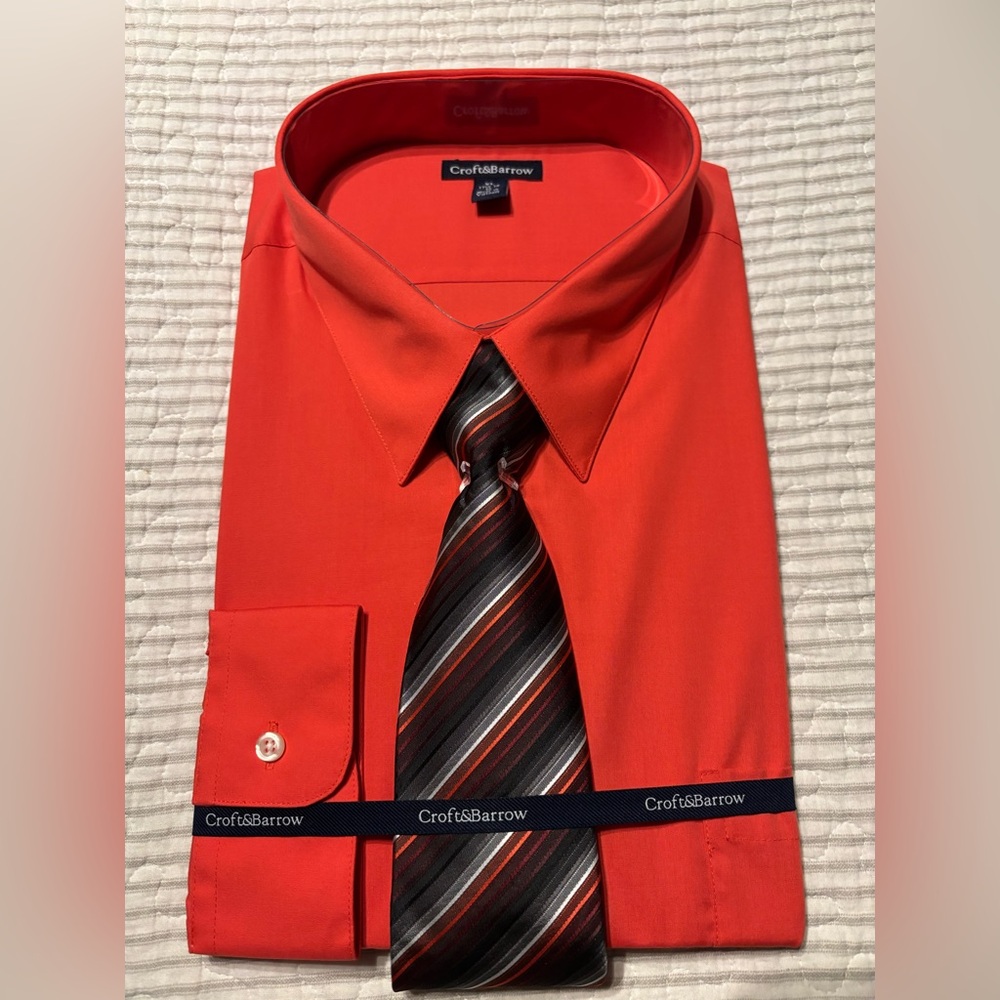 Croft & Barrow shirt and tie set